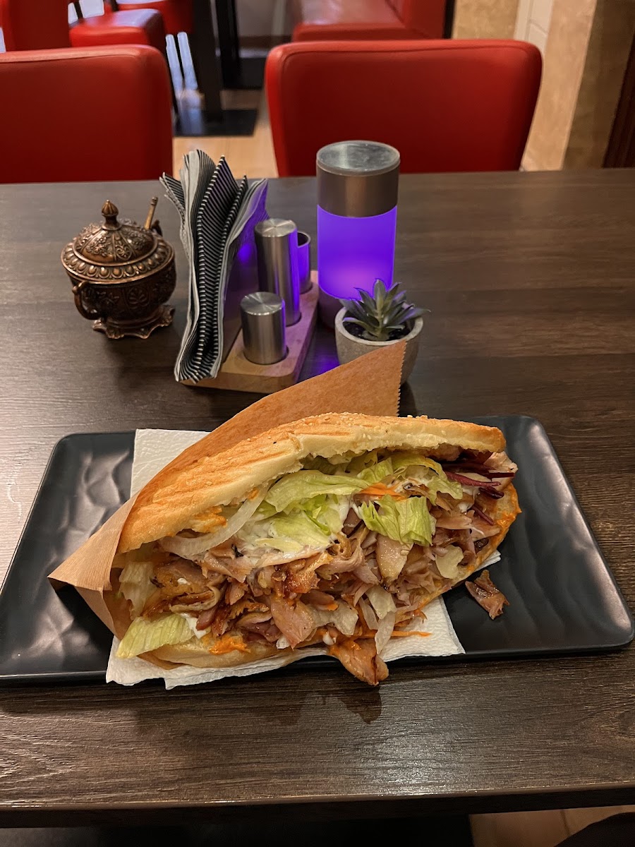 Truvas Restaurant-3