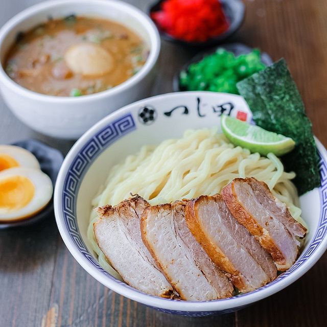 Tsujita La Artisan Noodles-3