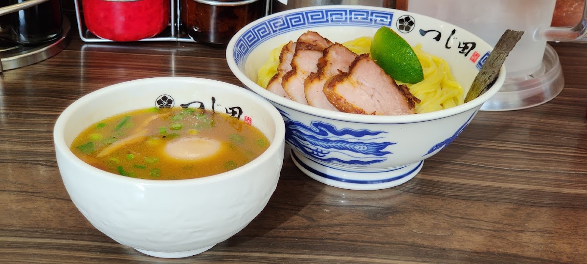 Tsujita La Artisan Noodles-6