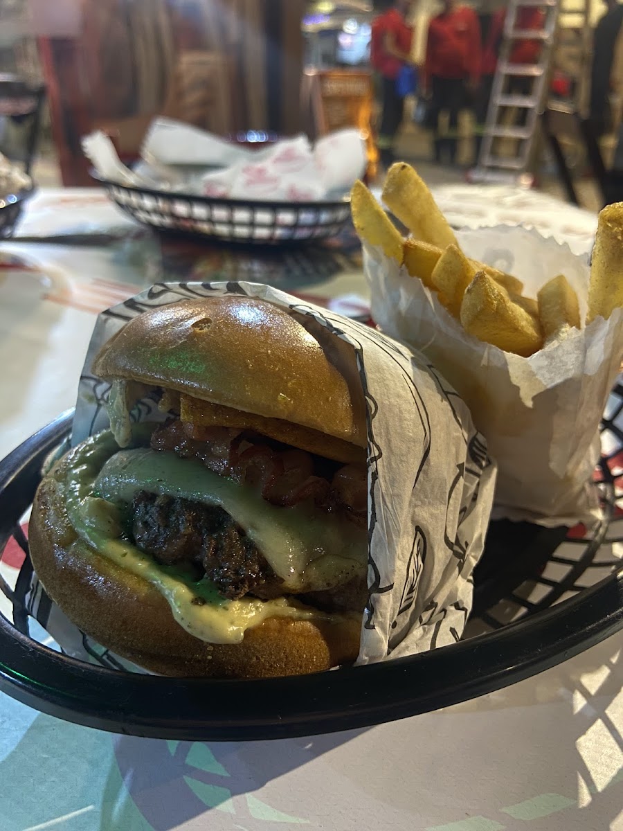 Tuga Burger-9