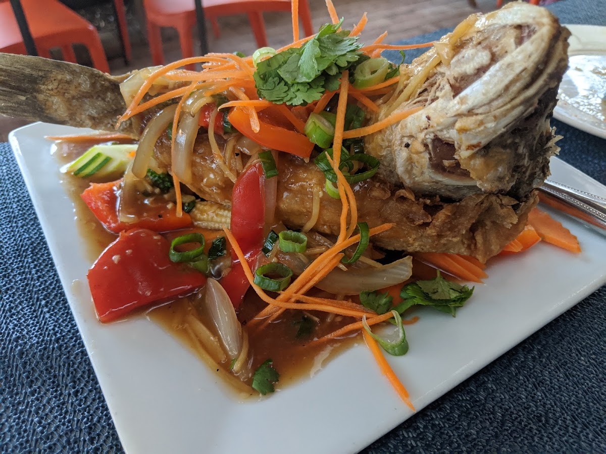 Tuk Tuk Thai Cuisine-10