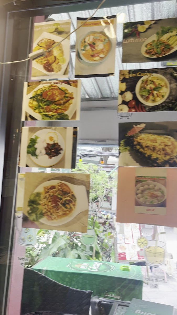 Tum Thai Food-2