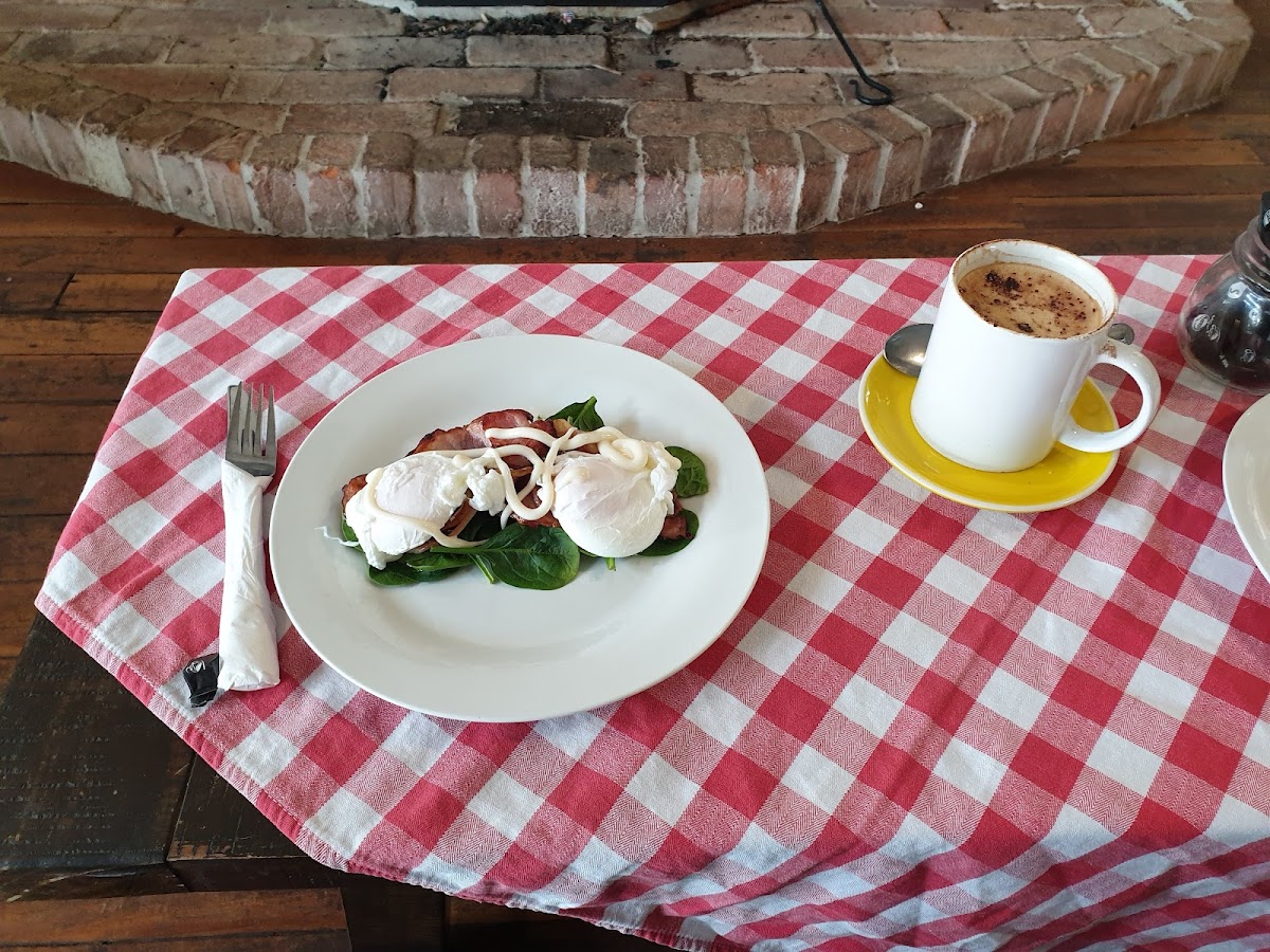 Twin Rivers Cafe-5