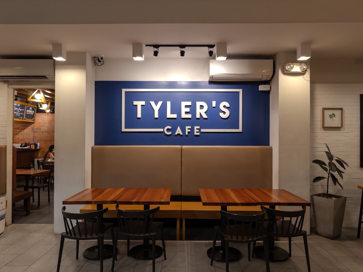 Tyler's Cafe-4