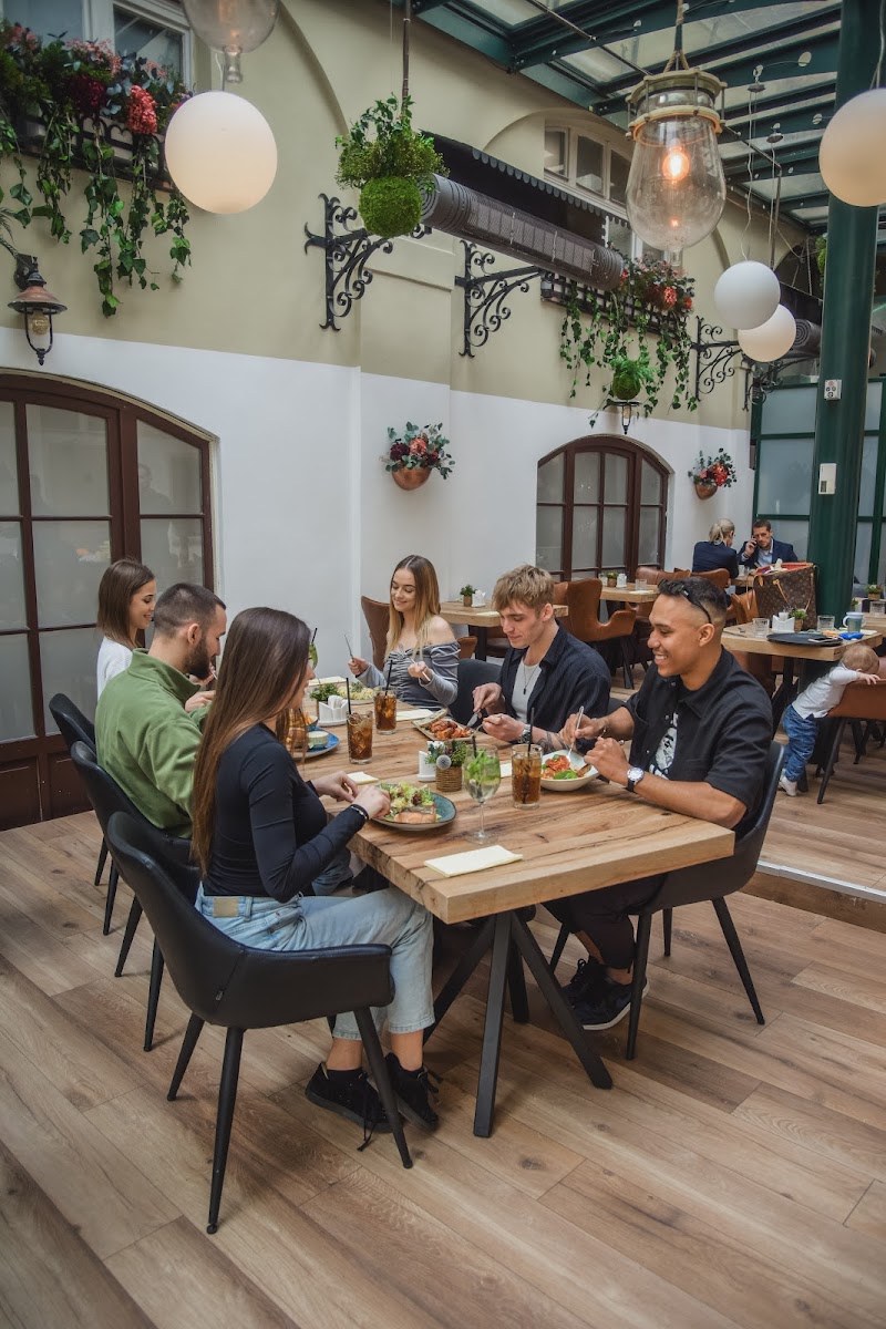U Malvaze - Czech Restaurant