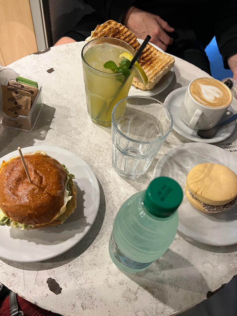 Ubu Cafe-6