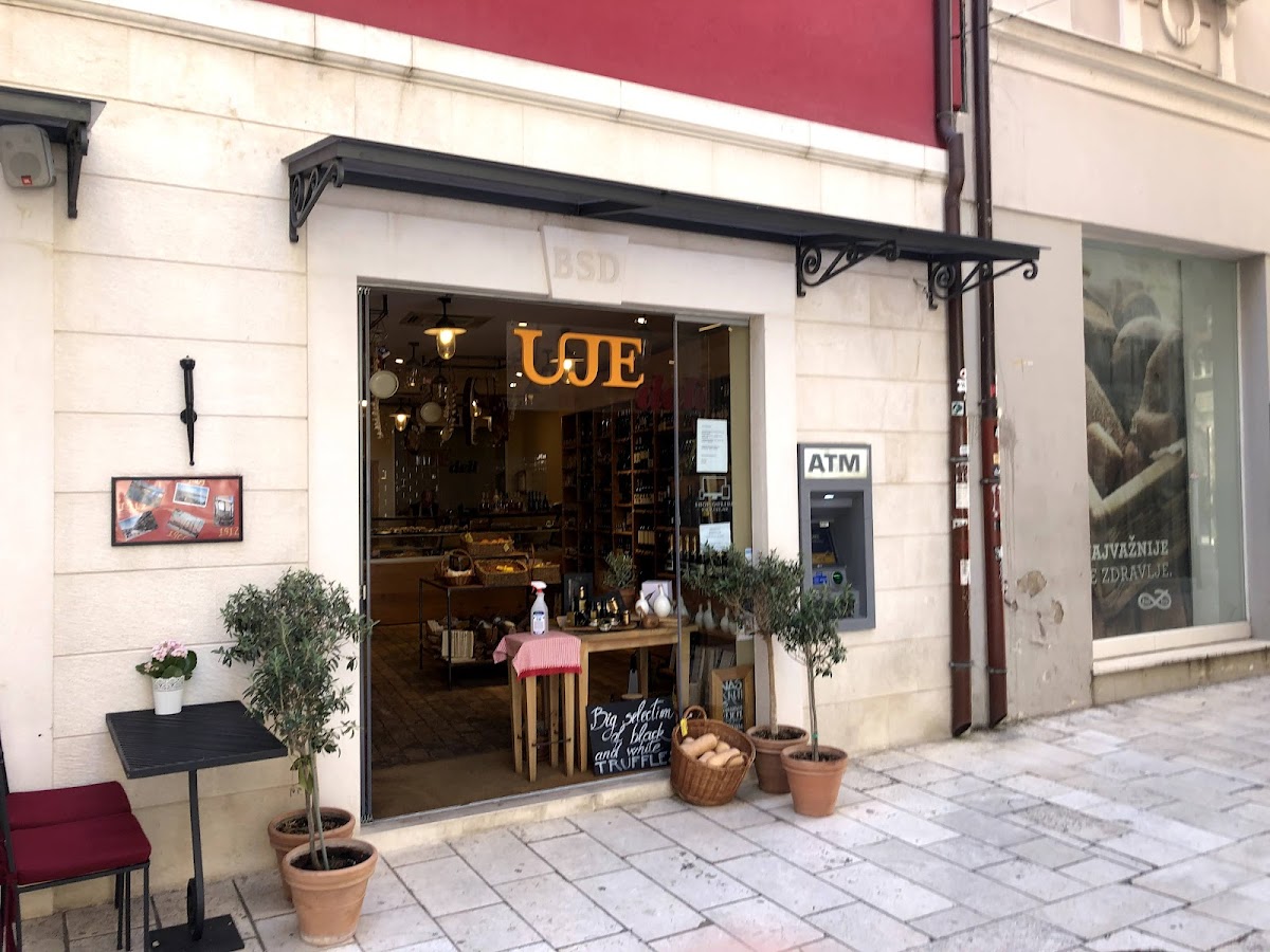 Uje Restaurant