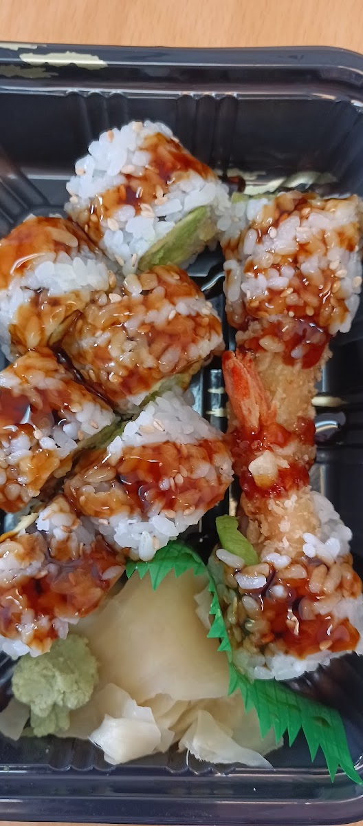 Umami Sushi And Hibachi-10