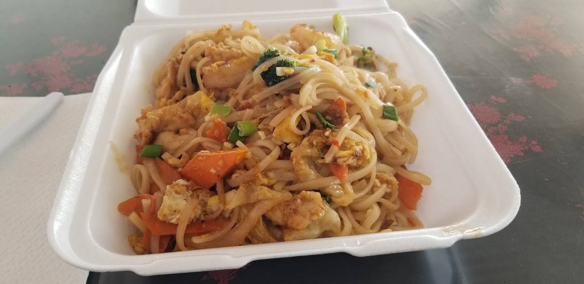 Uncle Chien's Chinese And Thai Restaurant-4