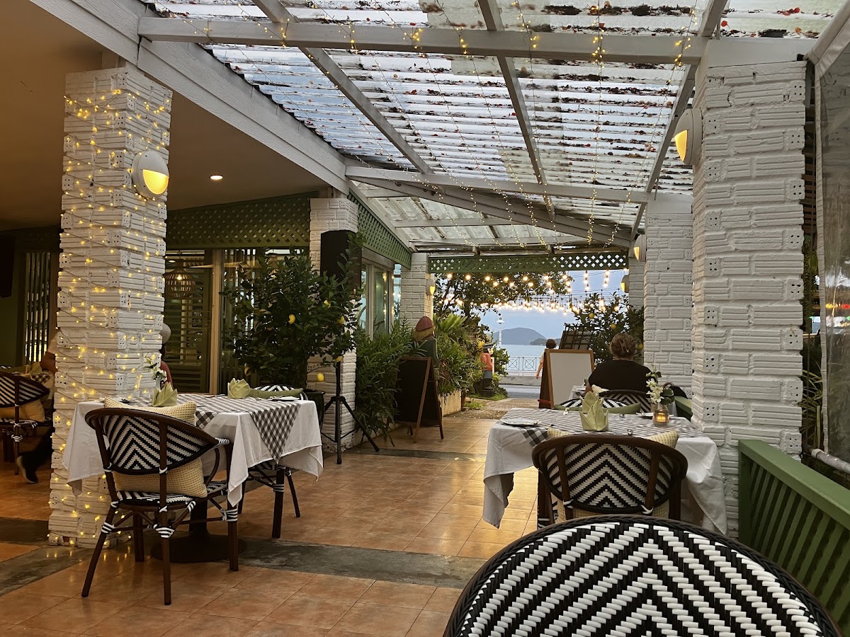 Uncle Nan's Italian Restaurant