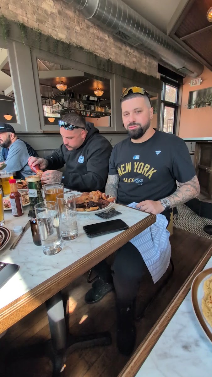 Uncle Wolfie's Breakfast Tavern-2