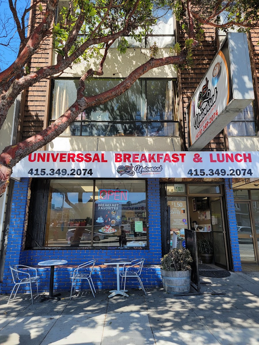 Universal Breakfast & Lunch