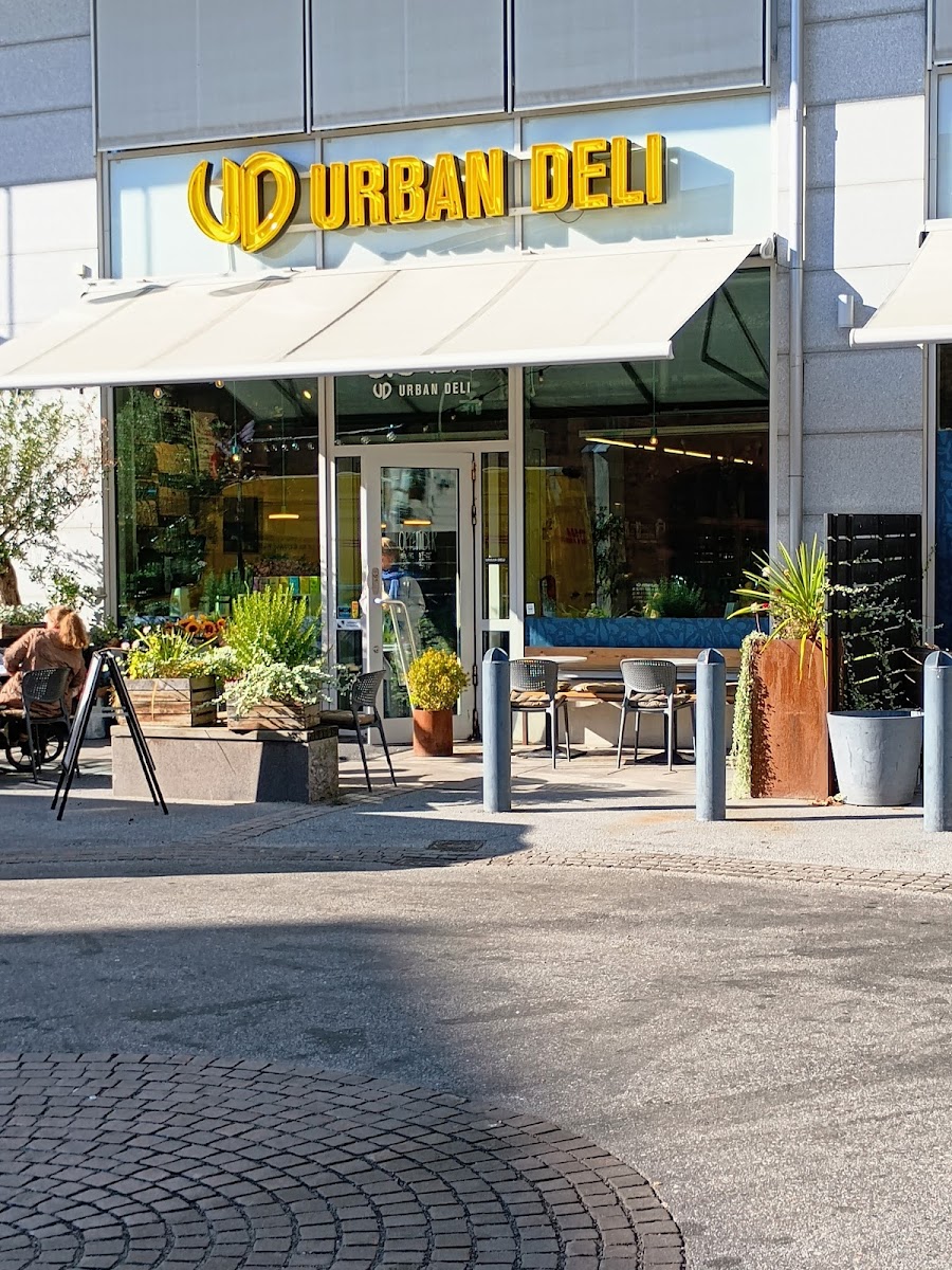 Urban Deli Sickla-4