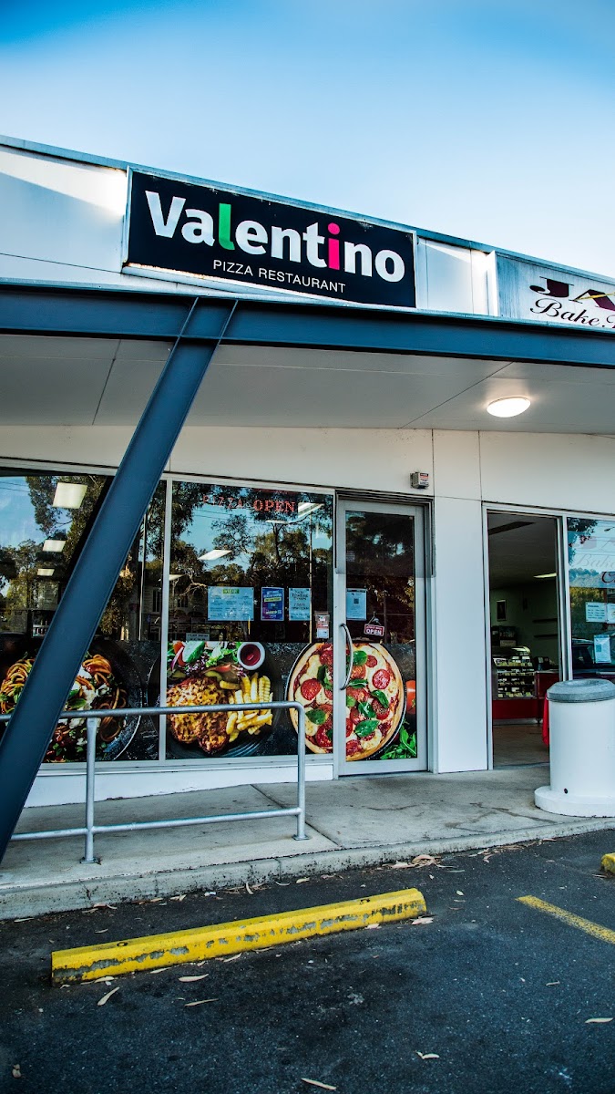 Valentino Pizza - Valley View