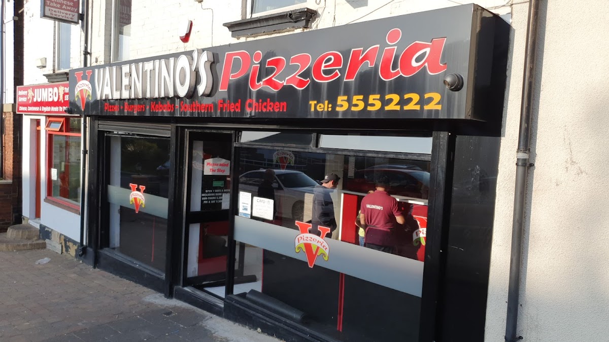 Valentinos Pizzeria-3