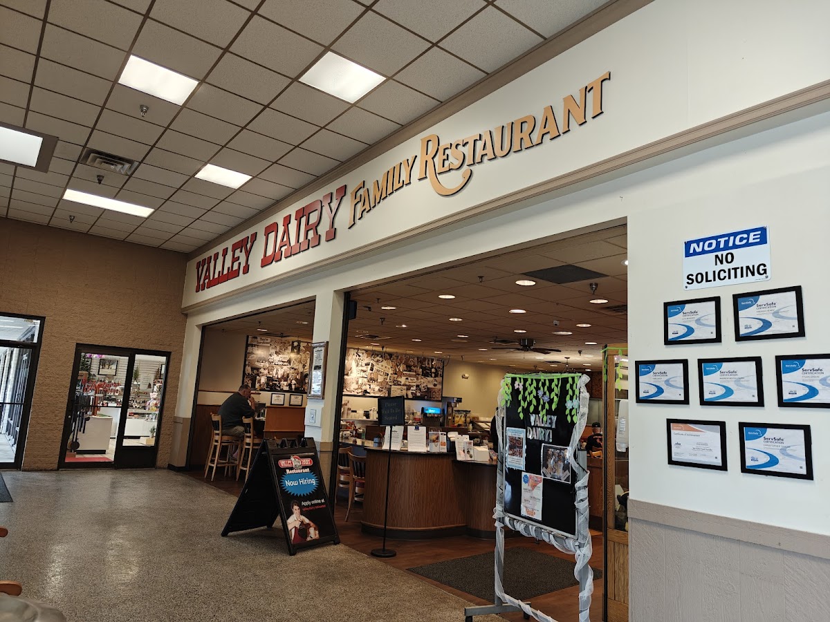 Valley Dairy Restaurant-4