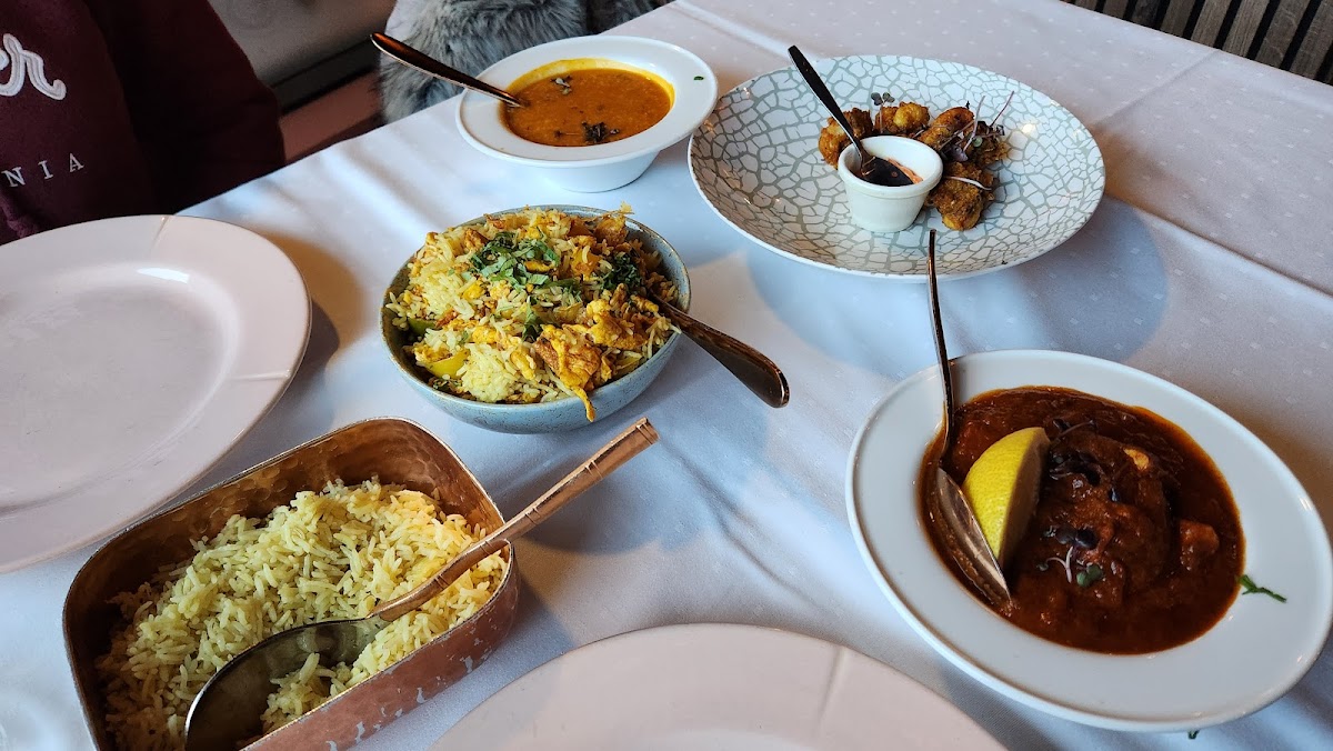 Varanasi Indisk Restaurant & Bar-10