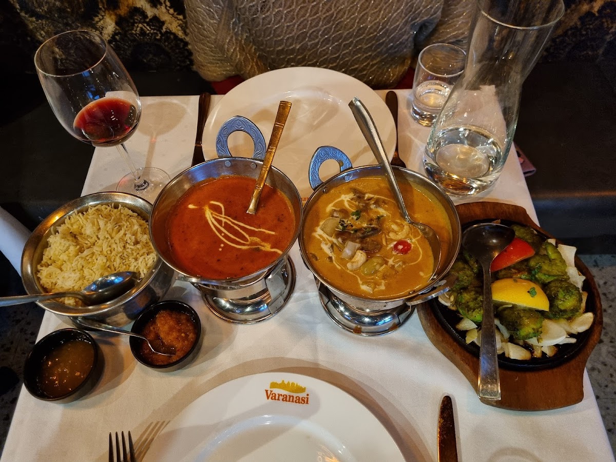 Varanasi Indisk Restaurant & Bar-3