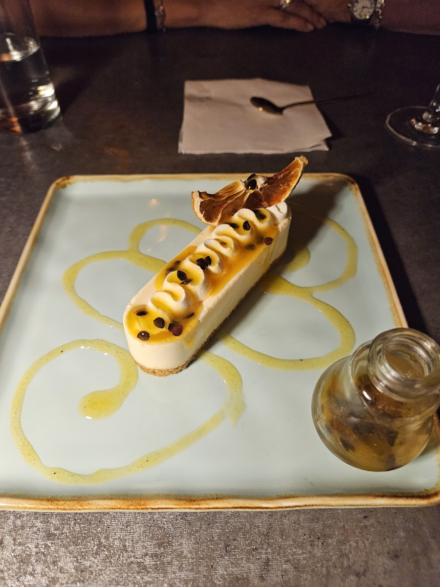 Varsol Sushi Bar-6