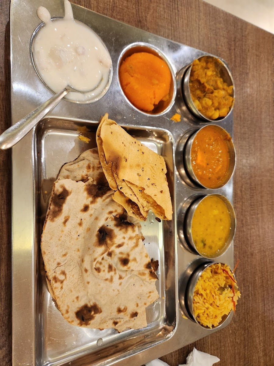 Vasanta Bhavan Restaurant | Jebel Ali Freezone-7