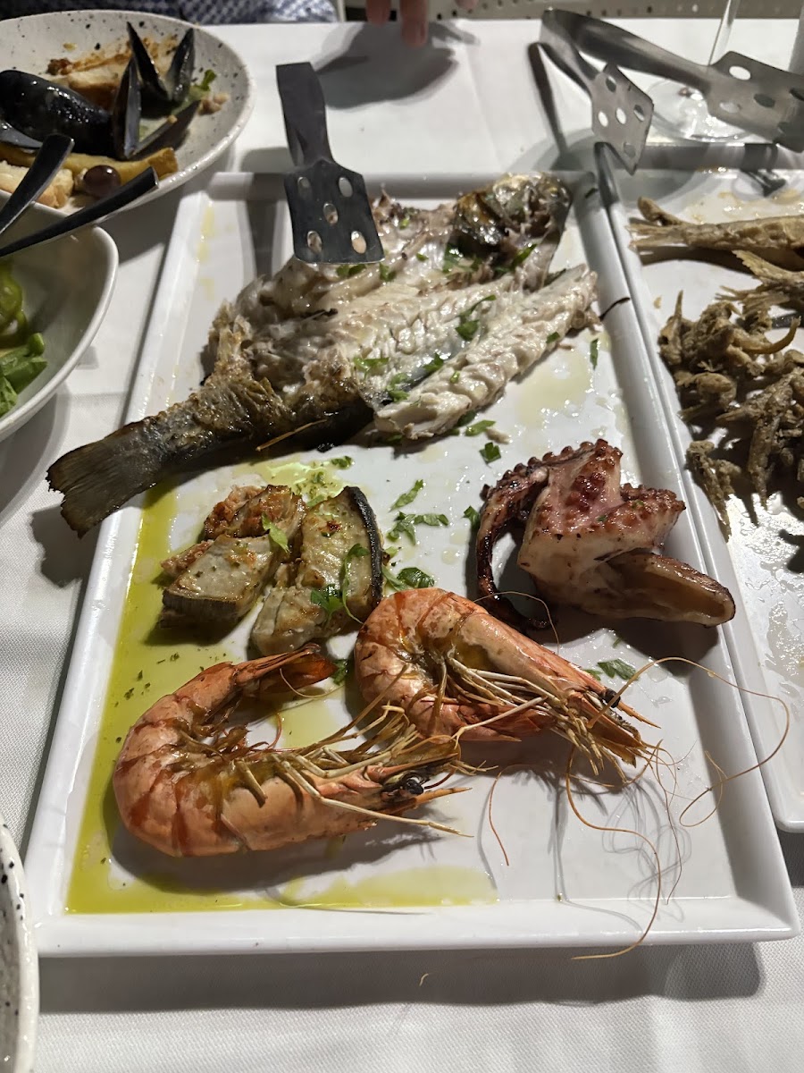 Vassos (Psarolimano) Fish Tavern-4