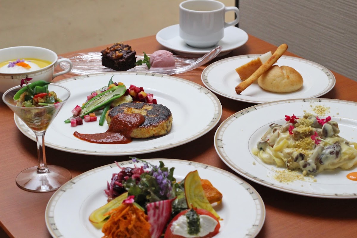 Vegan Restaurant F-3