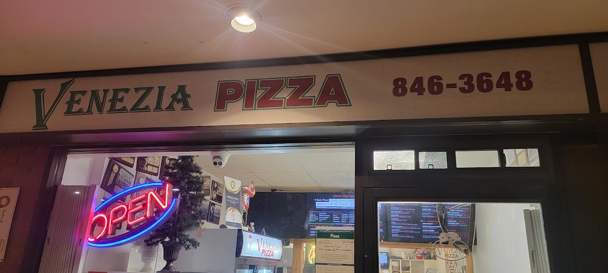 Venezia Pizza Heartlake-2