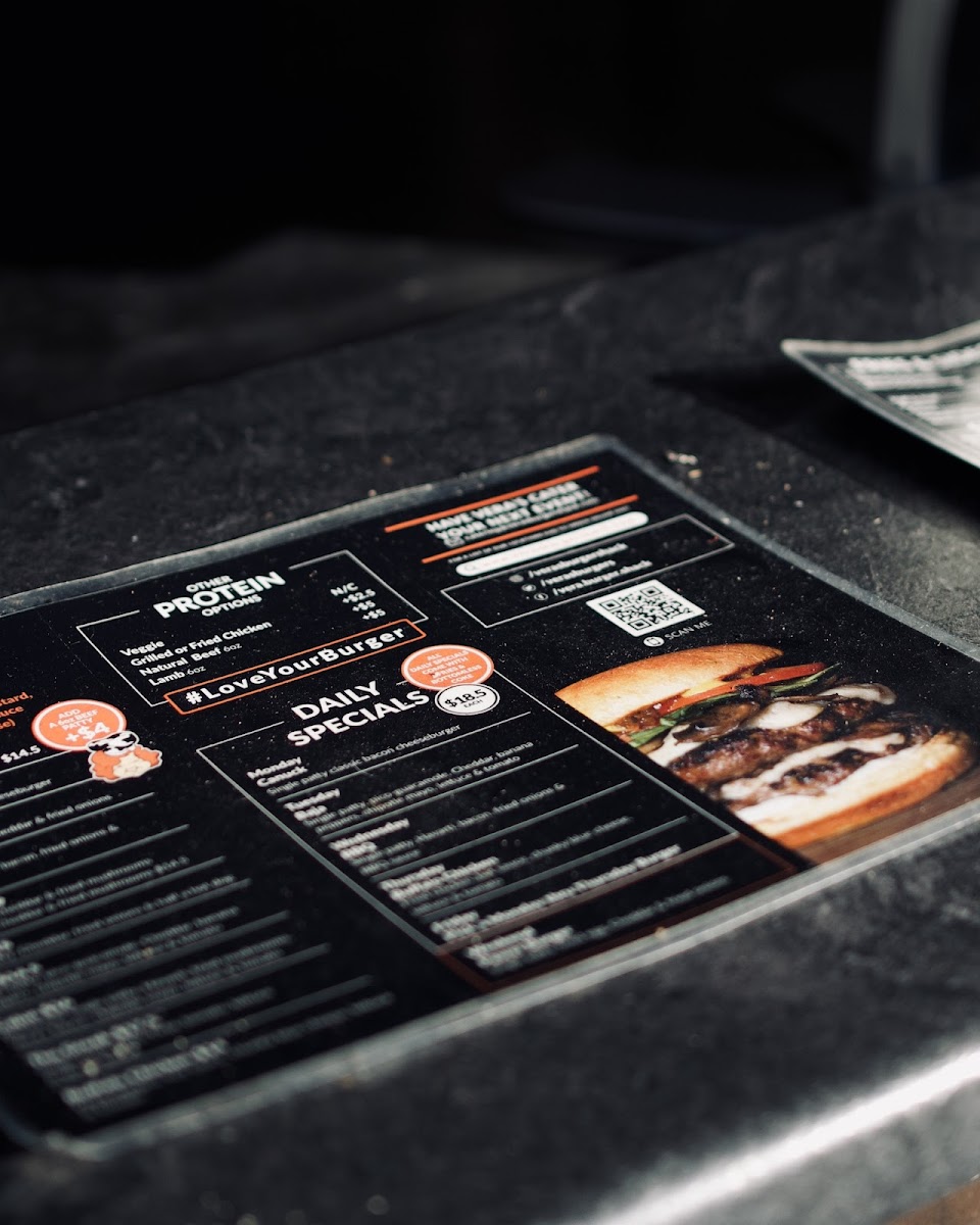 Menu Vera's On The Drive-1