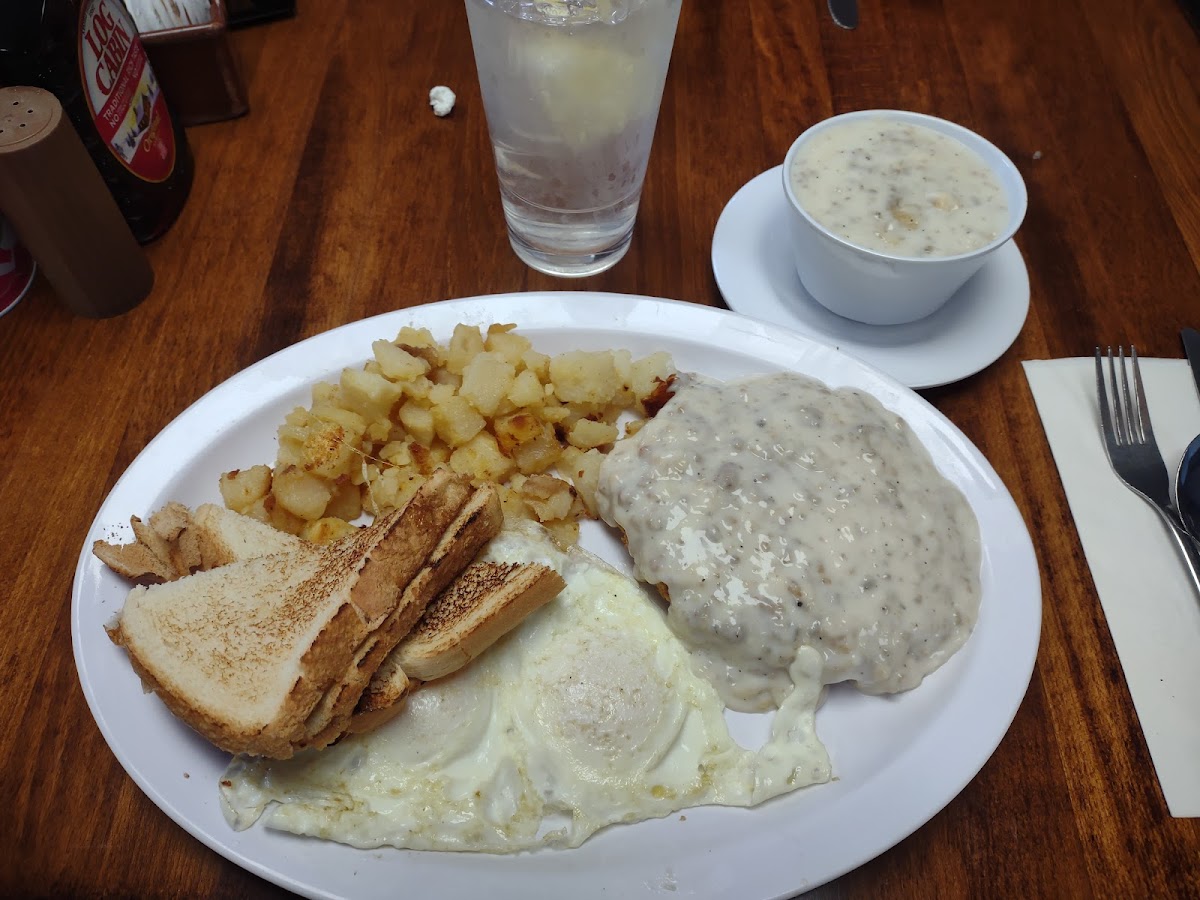 Verna's Flight Line Restaurant-8