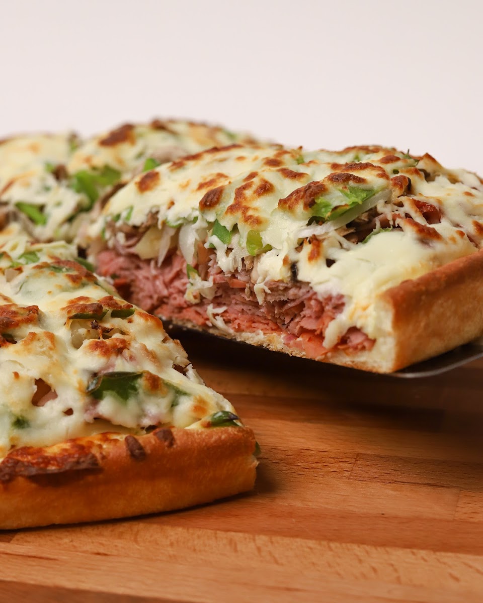 Vern's Pizza - Lloydminster-8