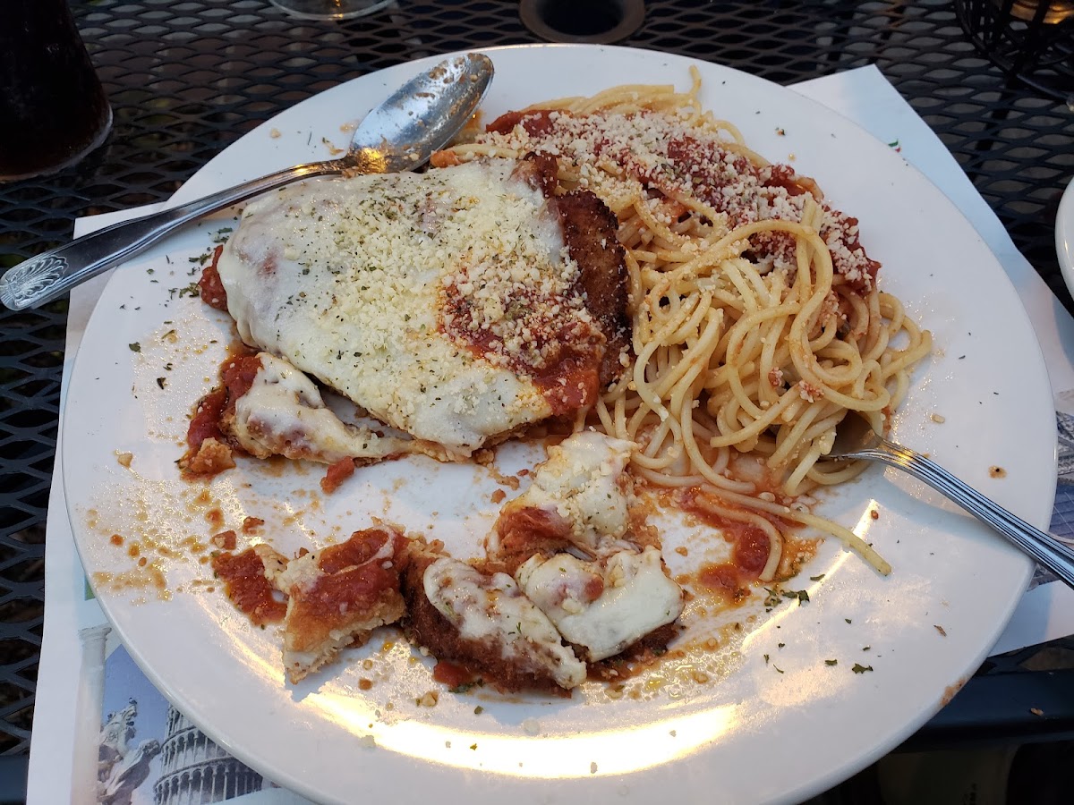 Vic's Italian Restaurant & Pizzeria-10
