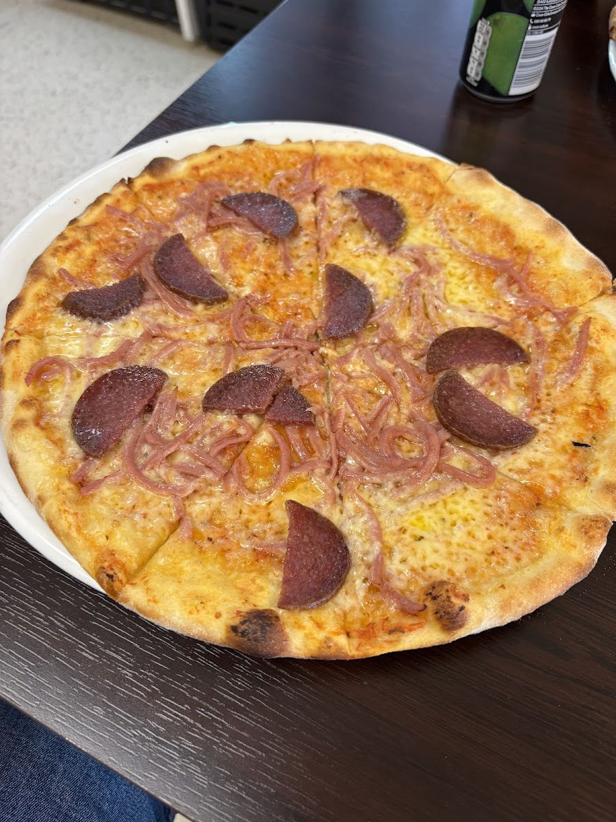 Viking Pizzeria-2