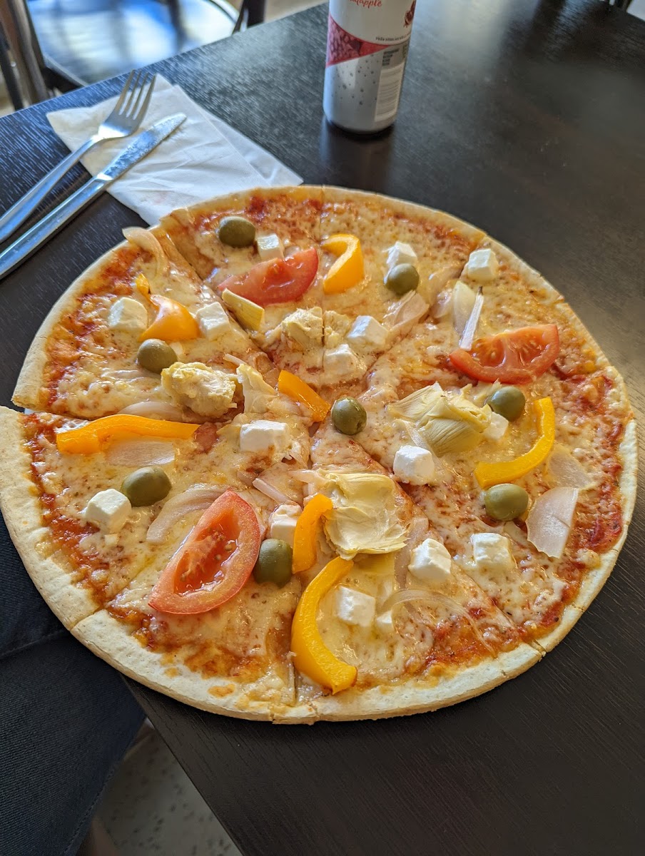Viking Pizzeria-5