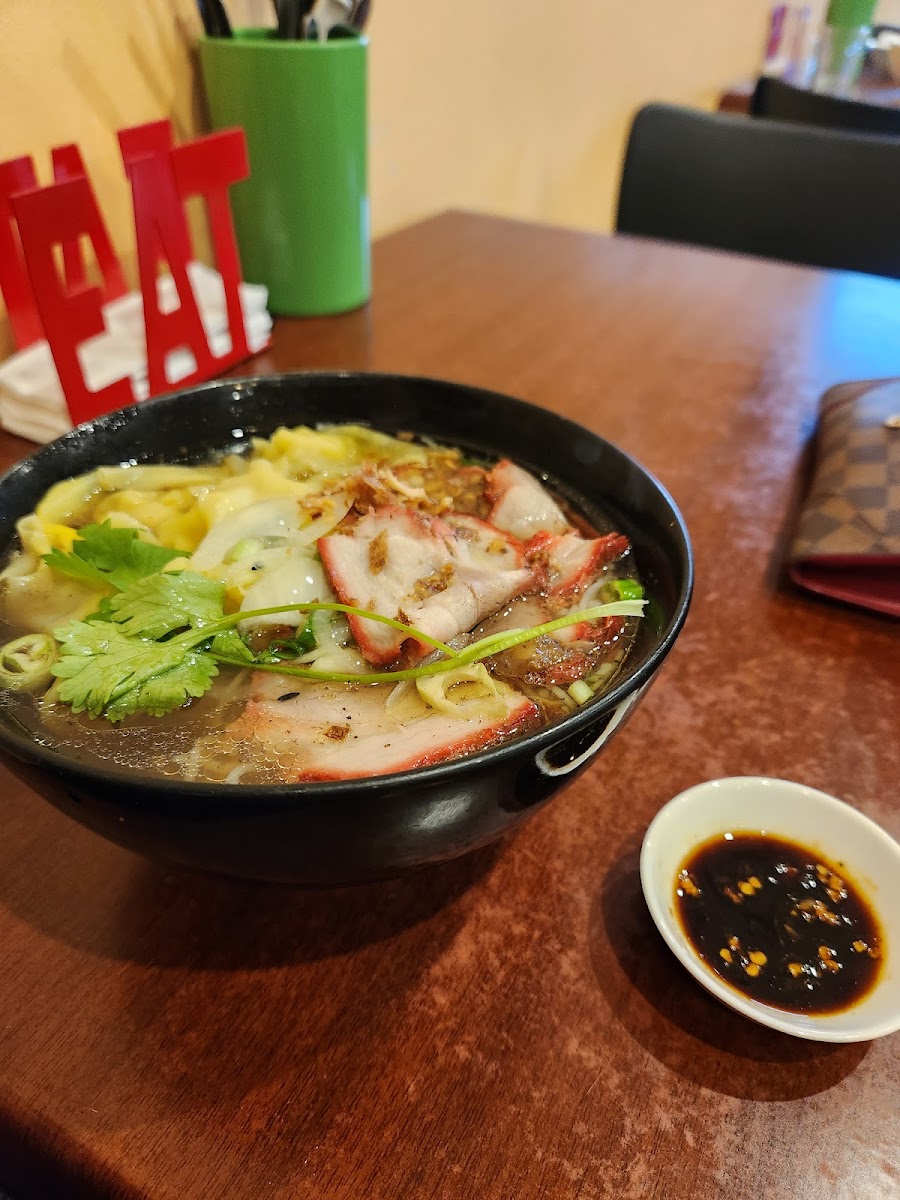 Vinh Xuan Pholicious-10