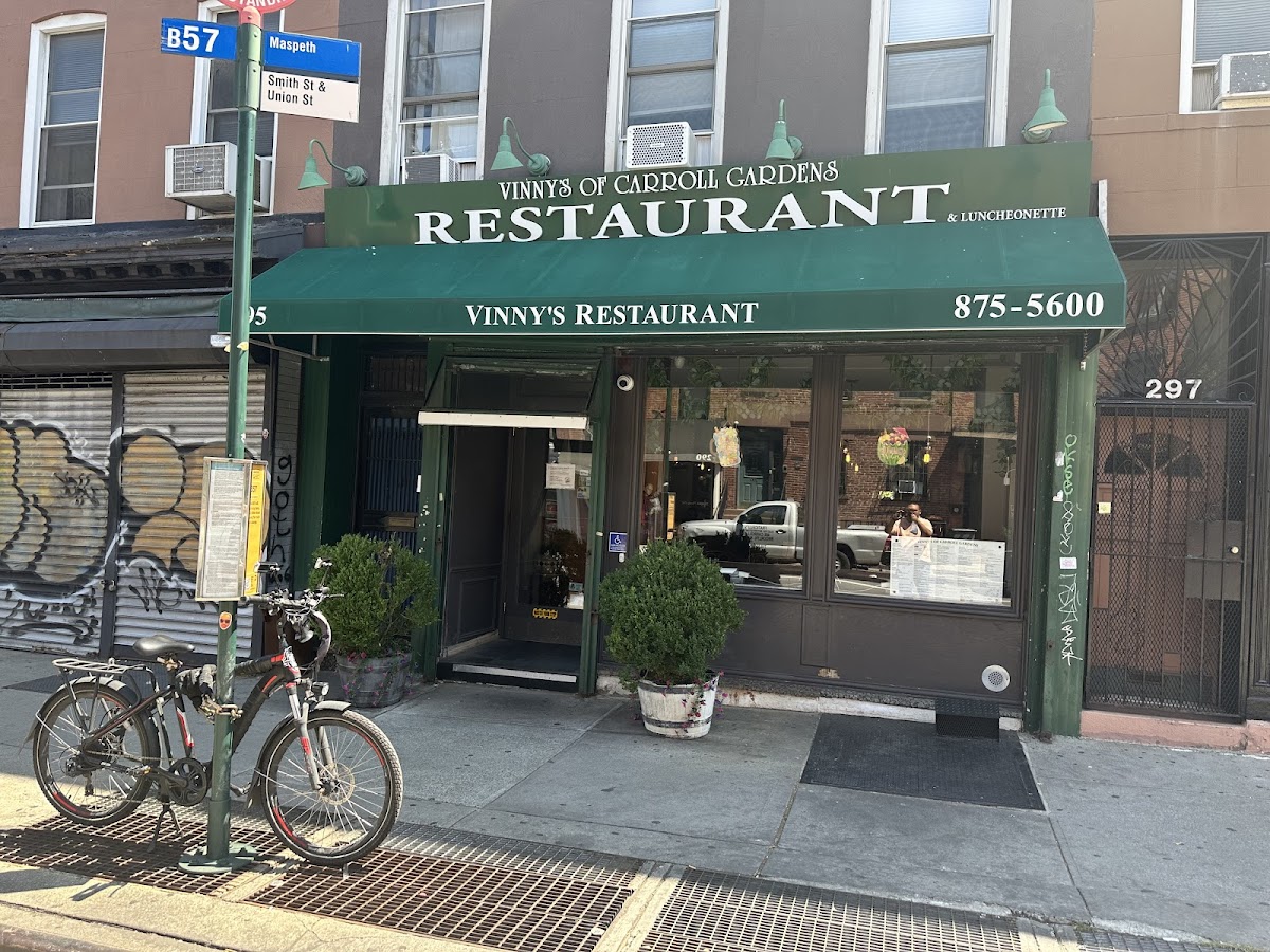 Vinny's Of Carroll Gardens