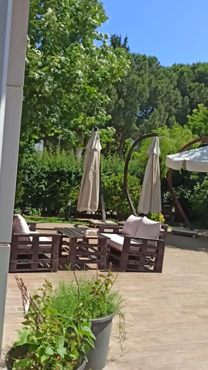 Viraport Cafe & Restaurant-2