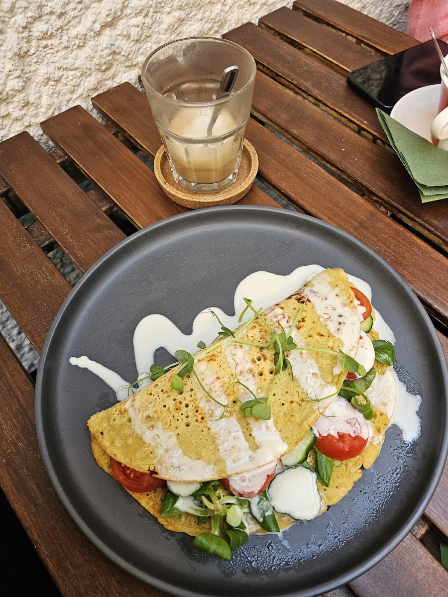 Vital Cafe & Bistro-4