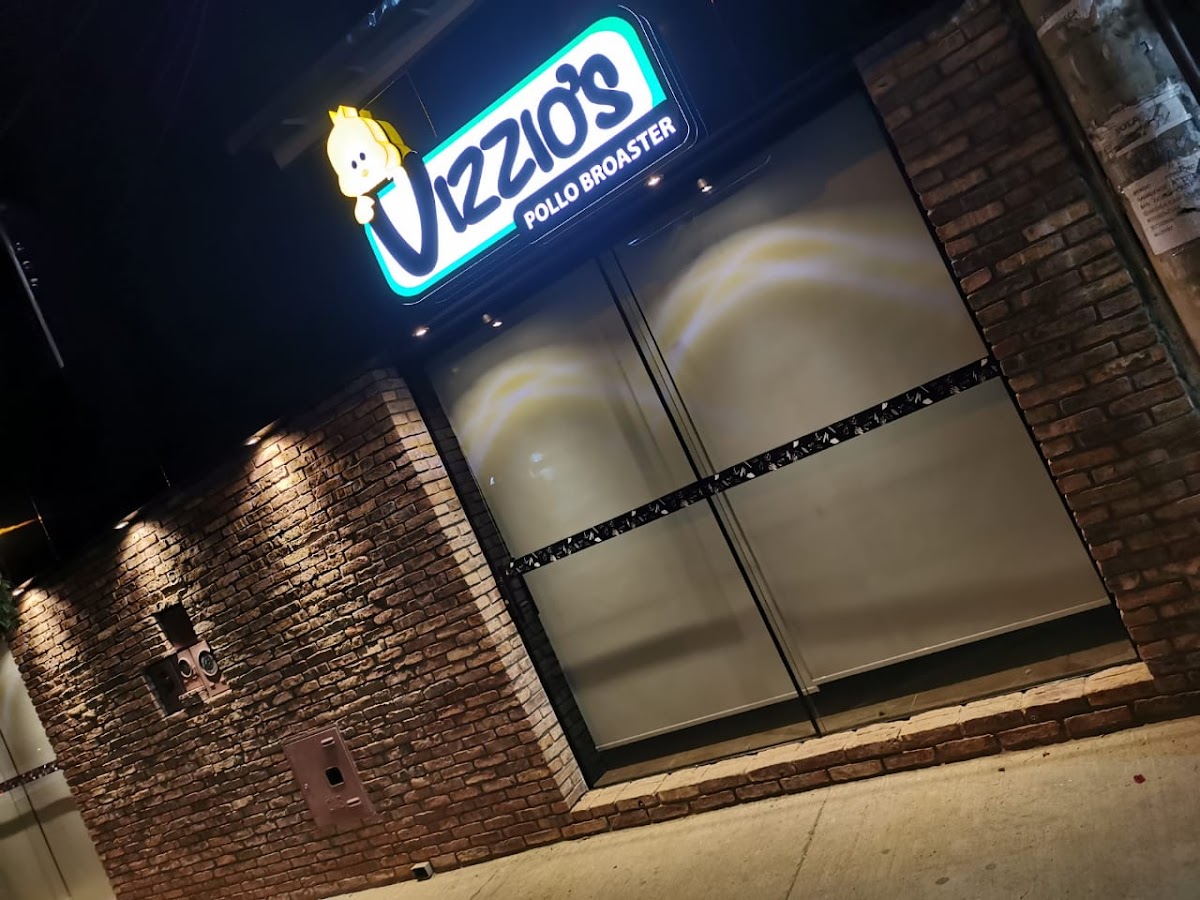 Vizzio's Chickens-3