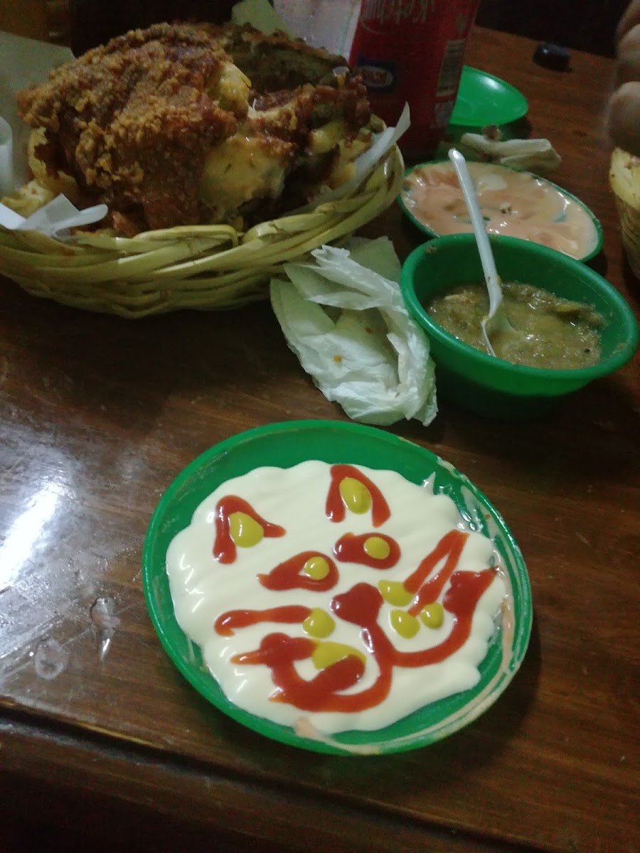 Vizzio's Chickens-4