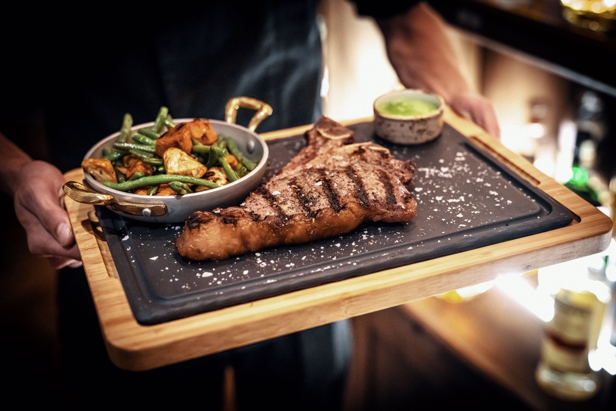 W Restaurant - Meat, Wine & Whiskey-6
