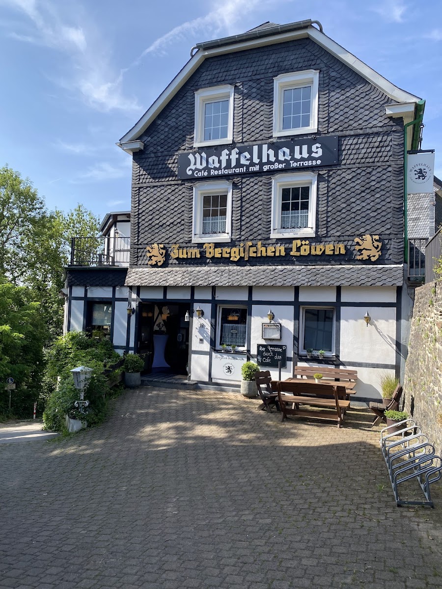 Waffelhaus Zum Bergischen Löwen-3