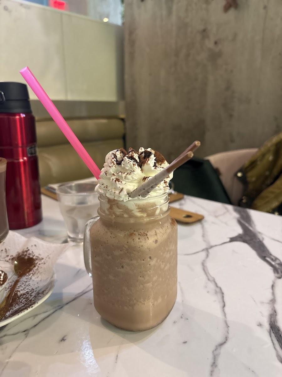 Waffleland Café-7