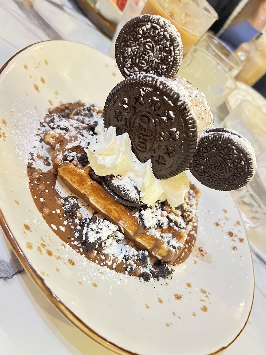 Waffleland Café-9
