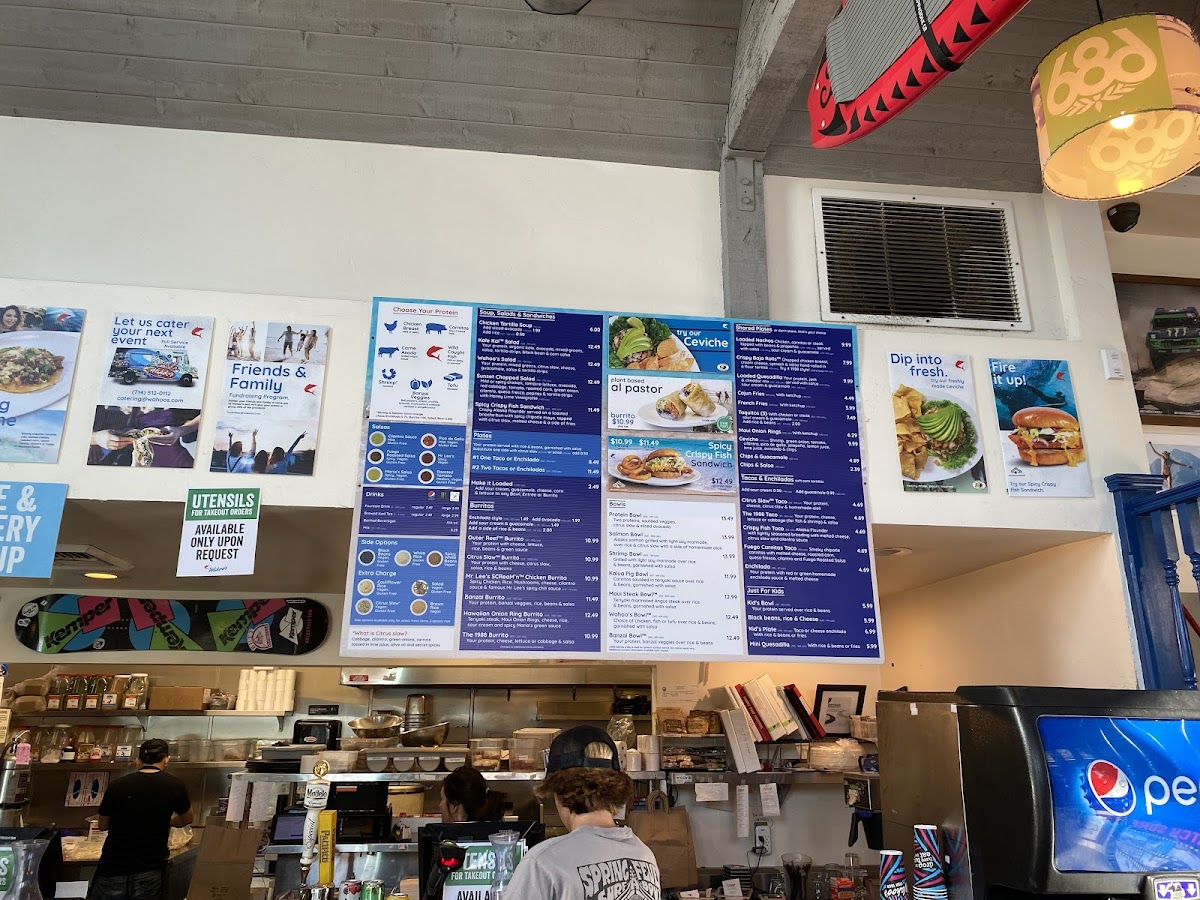 Menu Wahoo's Fish Taco-9