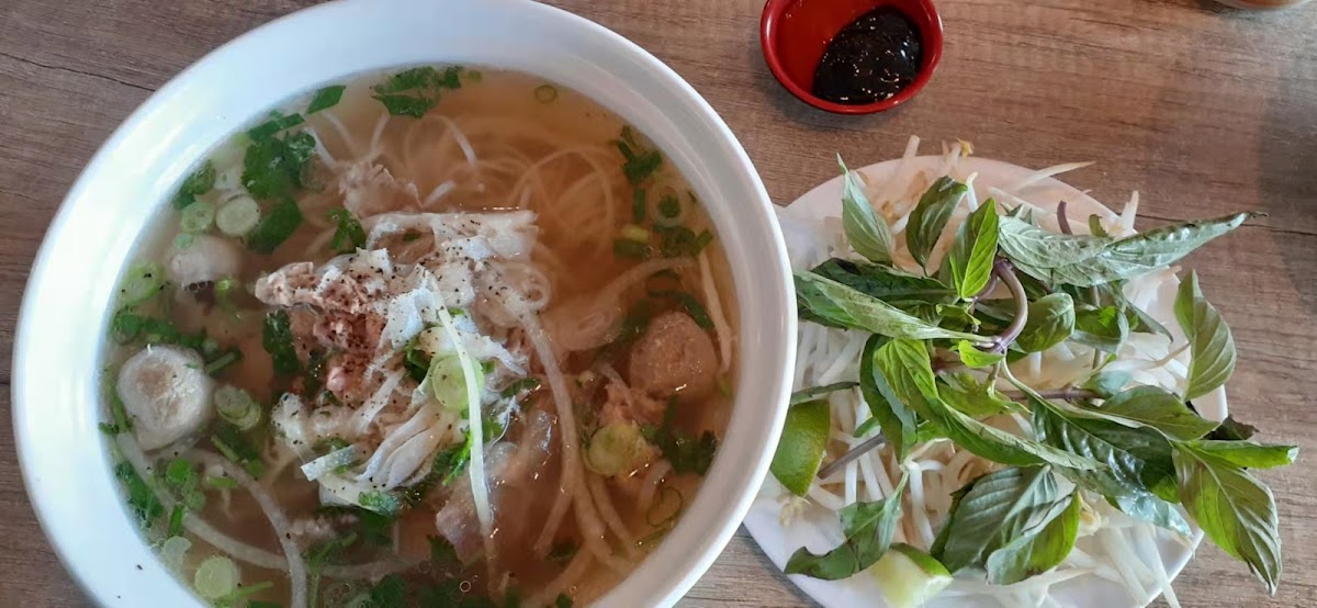 Waiting Phở U-5