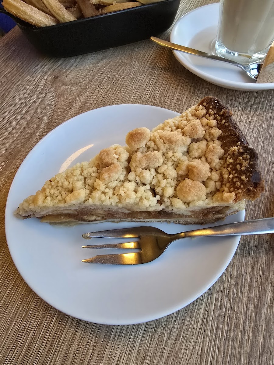 Wallies Tiny Resto-5