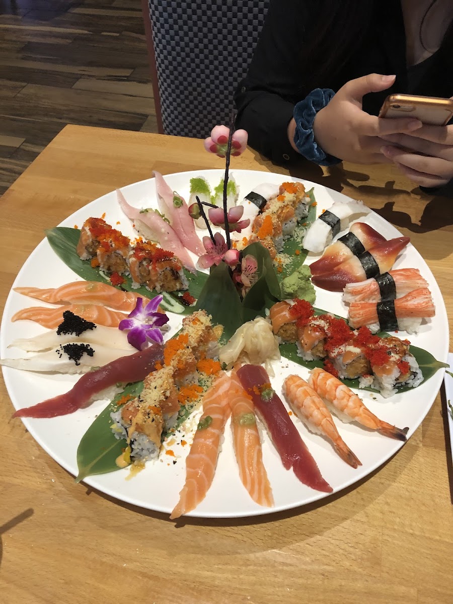 Waraku Japanese Restaurant-5