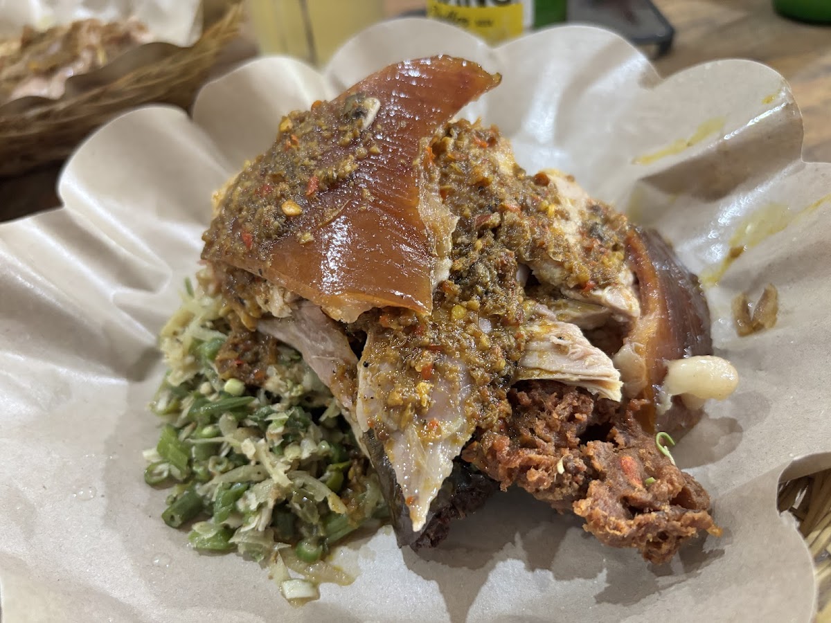 Warung Babi Guling Ibu Oka 1-3