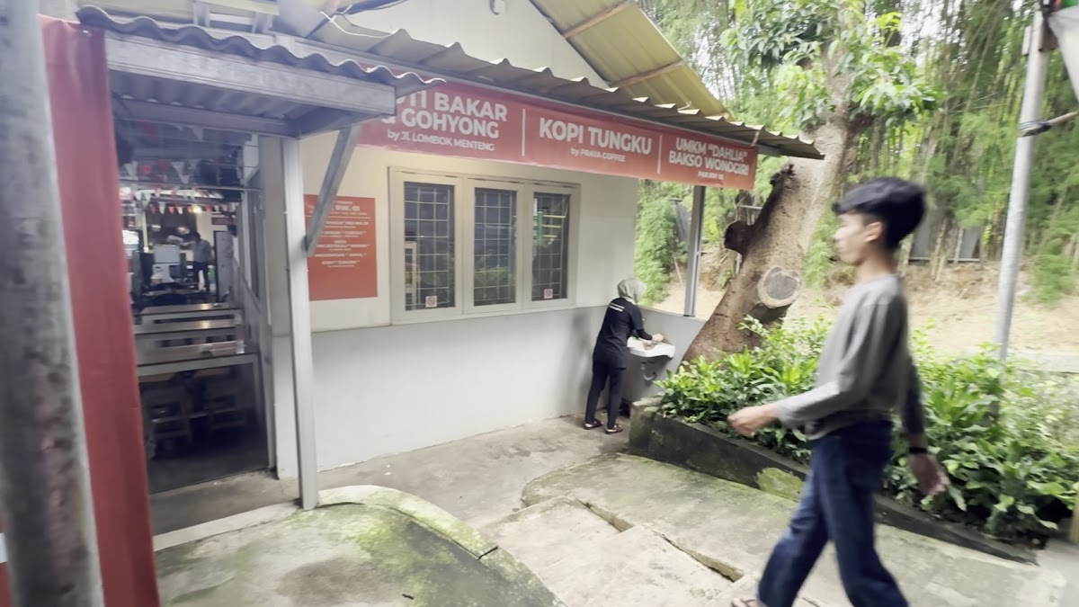 Warung Bu Vesti Barito-2