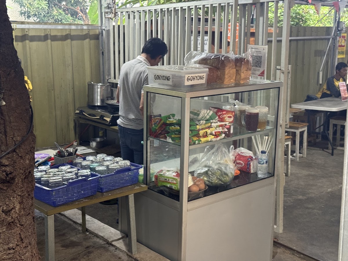 Warung Bu Vesti Barito-4